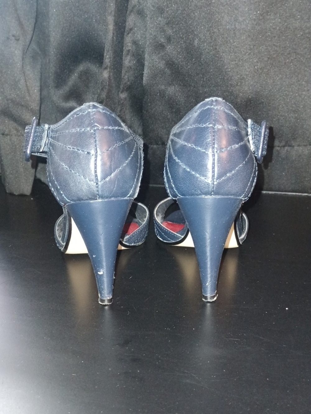 Ann Marino Black Strappy Open-Toe Heels with Red Insole Woman's Size 7m Sexy - Picture 5 of 8